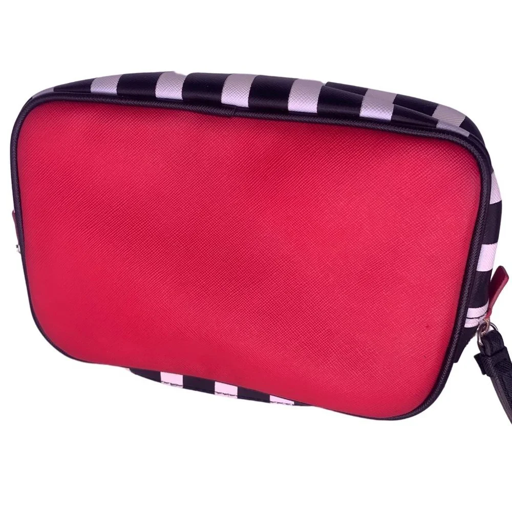 Victoria's Secret Love Red Large Cosmetic Bag Wristlet - Picture 4 of 8